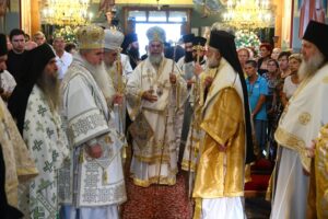 Πολυαρχιερατικό Συλλείτουργο στον πανηγυρίζοντα Ιερό Ναό της Παναγίας Φανερωμένης Νέας Μηχανιώνας