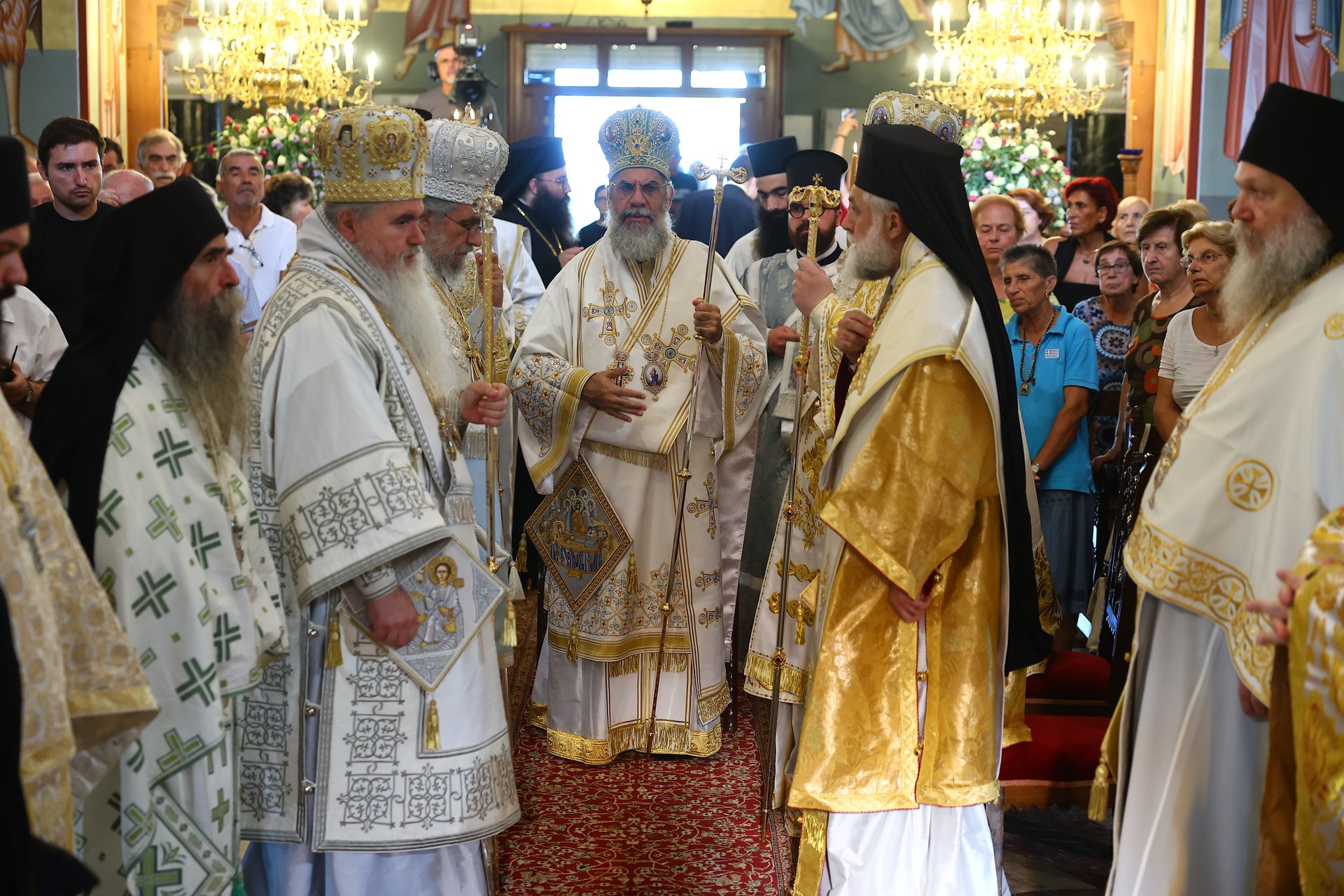 Πολυαρχιερατικό Συλλείτουργο στον πανηγυρίζοντα Ιερό Ναό της Παναγίας Φανερωμένης Νέας Μηχανιώνας