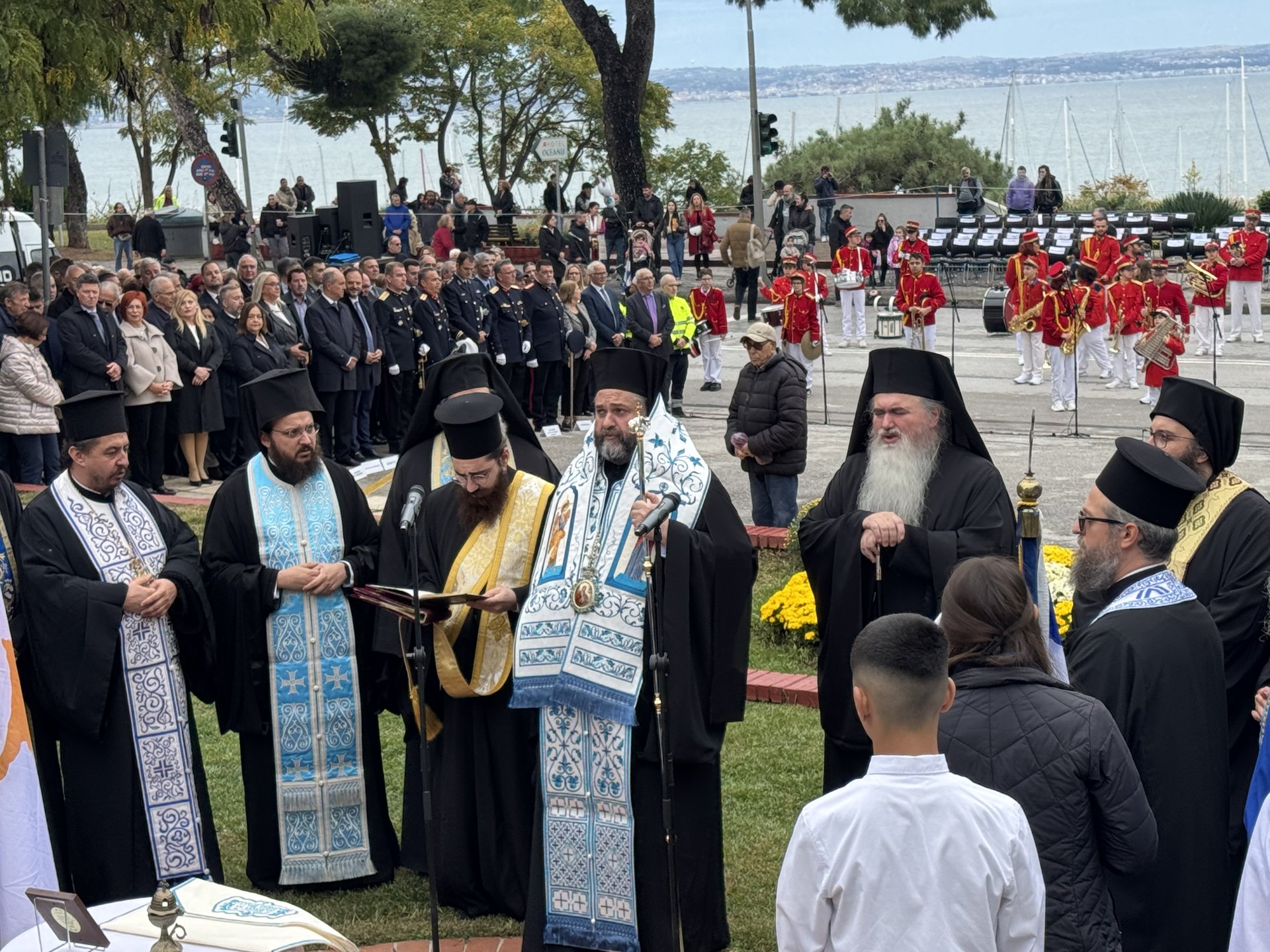 Ο εορτασμός της Αγίας Σκέπης και της 28ης Οκτωβρίου στη Μητρόπολη Καλαμαριάς